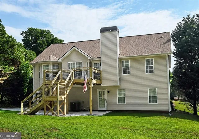 Photo 2 of Single family home for sale at 114 Waterbury Ln, Braselton, GA 30517 | MLS# 10787006 | Listing updated on 2026-08-27