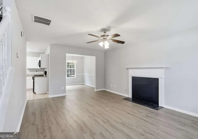 Photo 4 of Single family home for sale at 2545 Carolina Rdg, Riverdale, GA 30296 | MLS# 10825026 | Listing updated on 2026-10-29