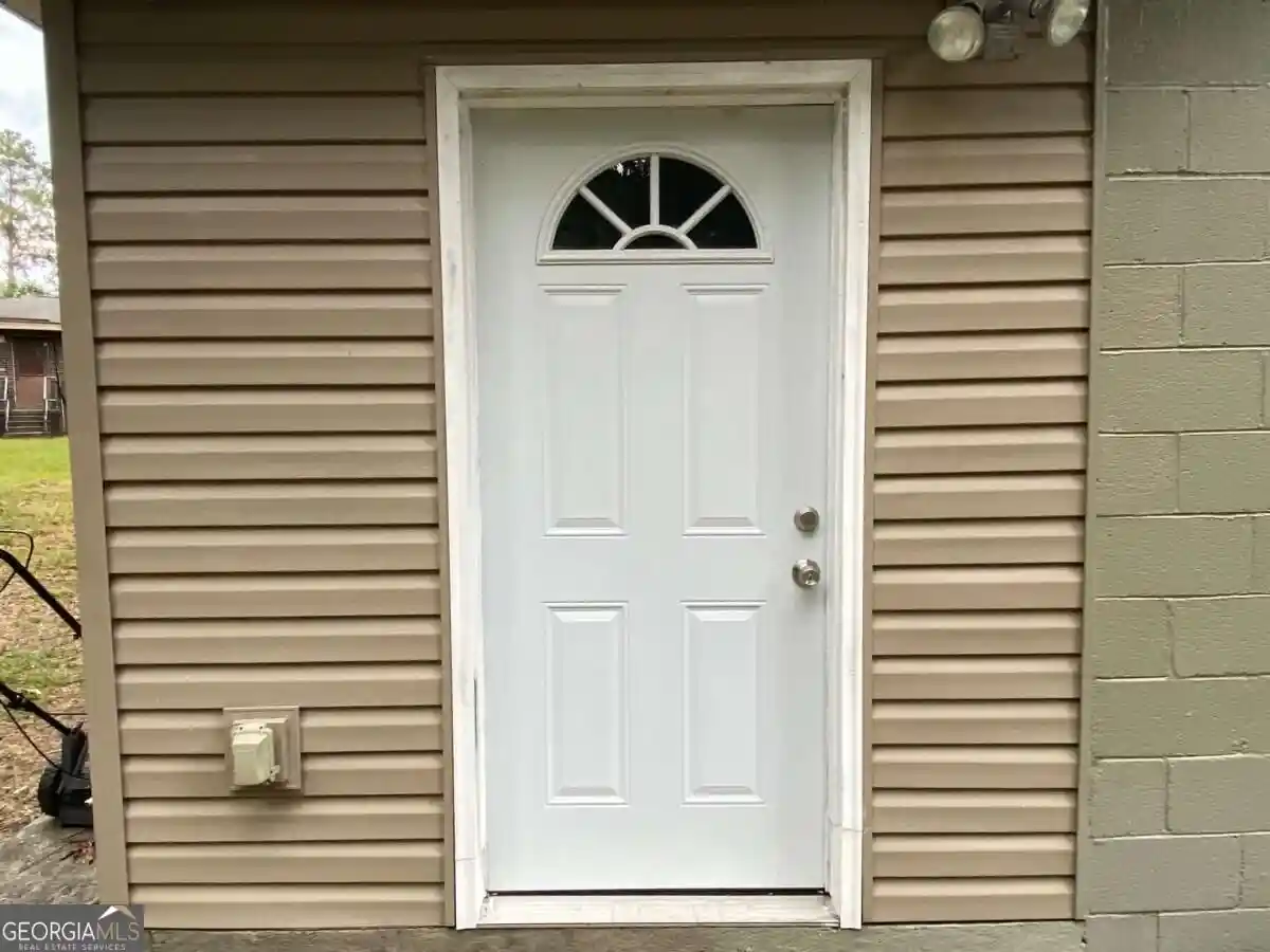 Single family home for sale at 433 Walter St NW, Rome, GA 30165 | MLS# 10873785