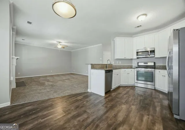 Photo 4 of Single family home for sale at 415 Maisie Ct, Alpharetta, GA 30004 | MLS# 10787485 | Listing updated on 2026-08-31