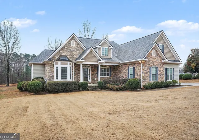 Homes for sale in Griffin, GA | 43 Wellington Dr, Griffin, GA 30224 | MLS# 10687137