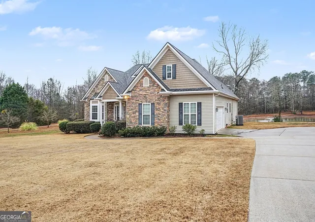 Homes for sale in Griffin, GA | 43 Wellington Dr, Griffin, GA 30224 | MLS# 10687137