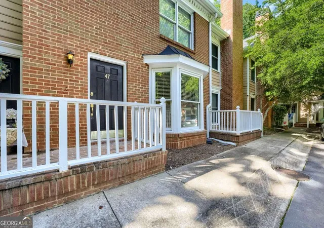 Photo 22 of Townhouse for sale at 7500 Roswell Rd #47, Sandy Springs, GA 30350 | MLS# 10796639 | Listing updated on 2026-09-04