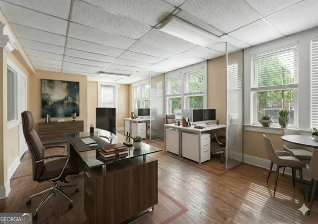 2nd image of 669 Dill Ave Sw, Atlanta, GA 30310 | MLS# 10701561