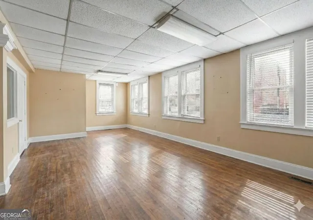 3rd image of 669 Dill Ave Sw, Atlanta, GA 30310 | MLS# 10701561