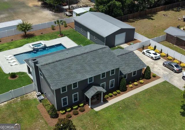1st image of 712 Old Waynesville Rd, Jesup, GA 31546 | MLS# 10811636