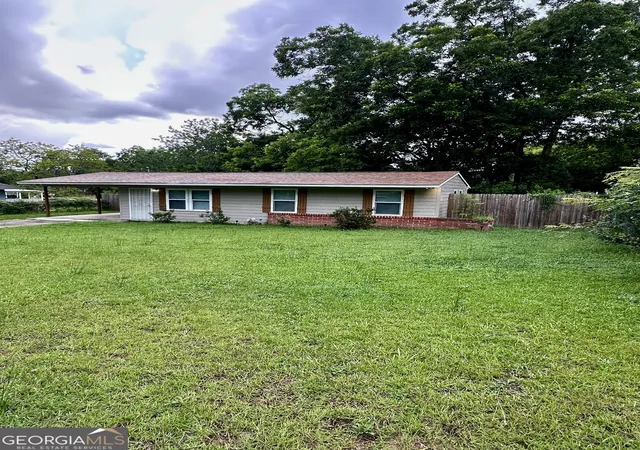 Photo 3 of Single family home for sale at 4315 Elkan Ave, Macon, GA 31206 | MLS# 10807635 | Listing updated on 2026-09-18