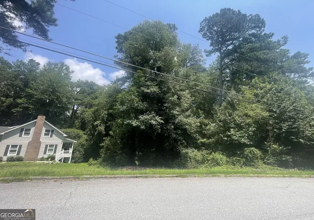 3rd image of 3064 Periwinkle Dr, Snellville, GA 30078 | MLS# 10815211