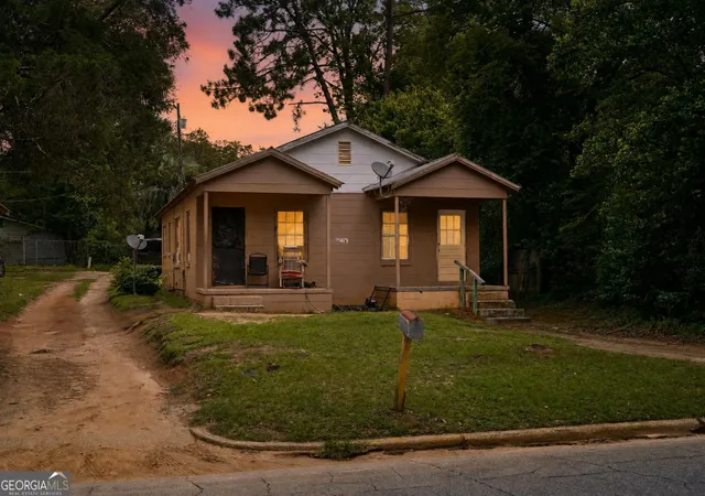 Homes for sale in Albany, GA | 817 W Gordon Ave, Albany, GA 31701 | MLS# 10796131