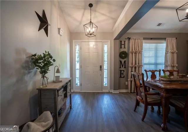 Photo 3 of Single family home for sale at 75 Oak Ridge Ct, Douglasville, GA 30134 | MLS# 10817367 | Listing updated on 2026-09-15