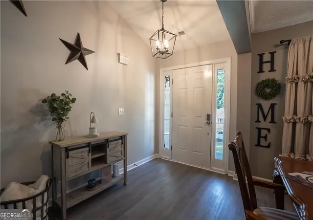 Photo 4 of Single family home for sale at 75 Oak Ridge Ct, Douglasville, GA 30134 | MLS# 10817367 | Listing updated on 2026-09-15