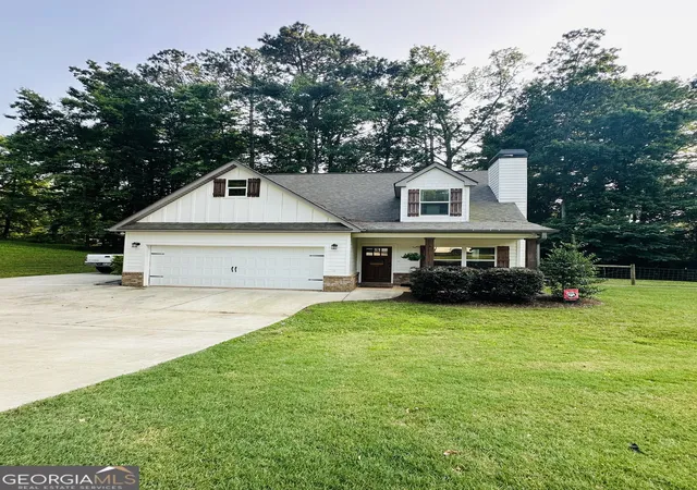 Single family home for sale at 815 Poplar St, Monticello, GA 31064 | MLS# 10757911