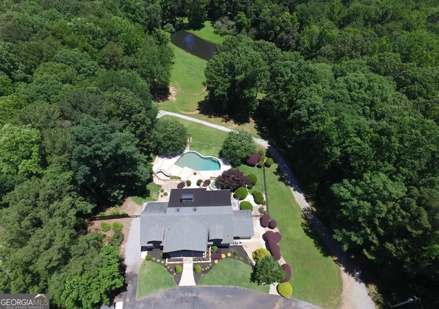 1st image of 315 Vaughn Rd, Newnan, GA 30265 | MLS# 10760424