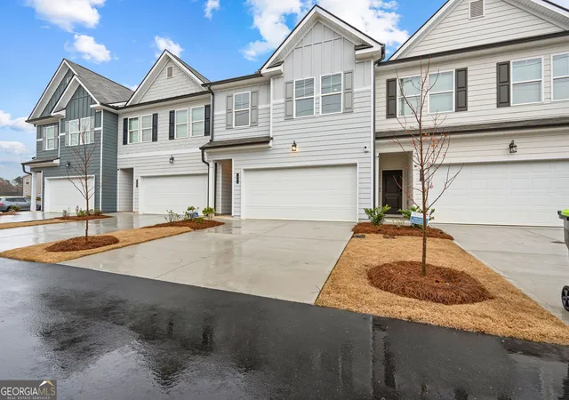 Photo 2 of Single family home for sale at 48 Leggett Dr, Villa Rica, GA 30180 | MLS# 10712634 | Listing updated on 2026-04-01