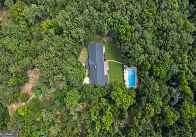 Photo 4 of Single family home for sale at 5478 Flakes Ml Rd, Ellenwood, GA 30294 | MLS# 10642017 | Listing updated on 2026-09-17