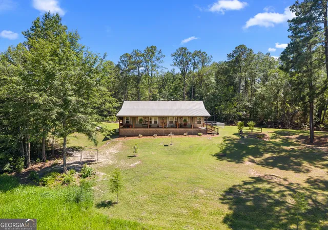 3rd image of 418 Oglesby Pond Ln, Portal, GA 30450 | MLS# 10654144