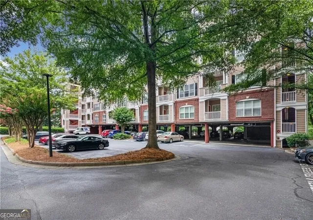 Listing Photo 4 - Condo for sale in building located at 4333 Dunwoody Park, Atlanta, GA 30338 - Unit #1311