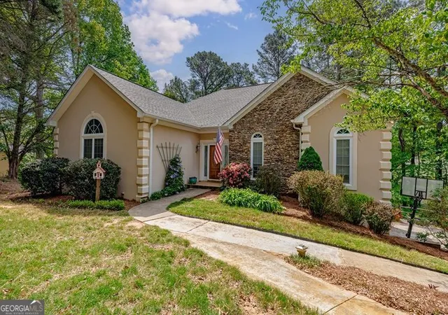 Photo 2 of Sale Pending at 9146 Hidden Valley, Douglasville, GA 30135 | MLS# 10739331 | Listing updated on 2026-07-16