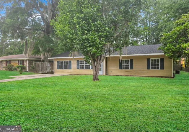 Photo 3 of Single family home for sale at 514 Heritage Dr, Hinesville, GA 31313 | MLS# 10763139 | Listing updated on 2026-09-23