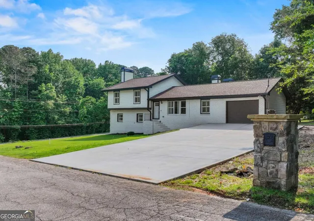 2nd image of 5209 Byers Rd, Gainesville, GA 30504 | MLS# 10803936