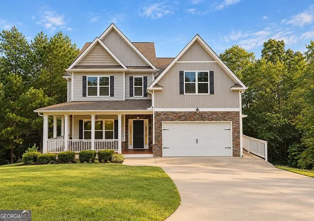 Single family home for sale at 6 Creekside Blf, Hiram, GA 30141 | MLS# 10880571