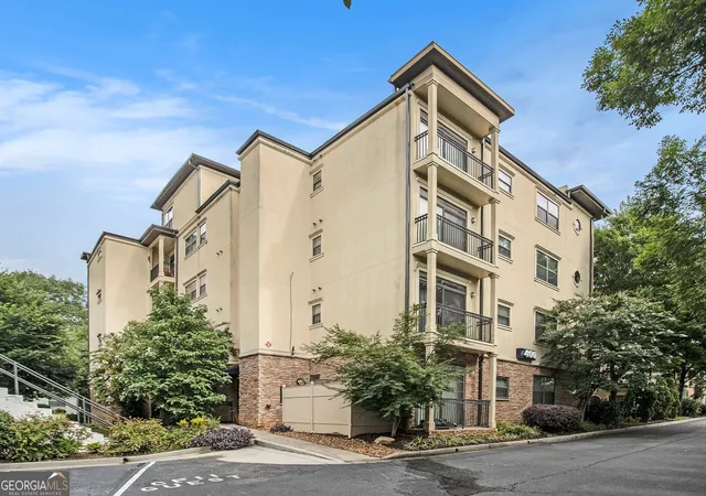 Photo 26 of Sale Pending at 2230 Cheshire Brg Rd Ne #401, Atlanta, GA 30324 | MLS# 10547042 | Listing updated on 2026-01-05