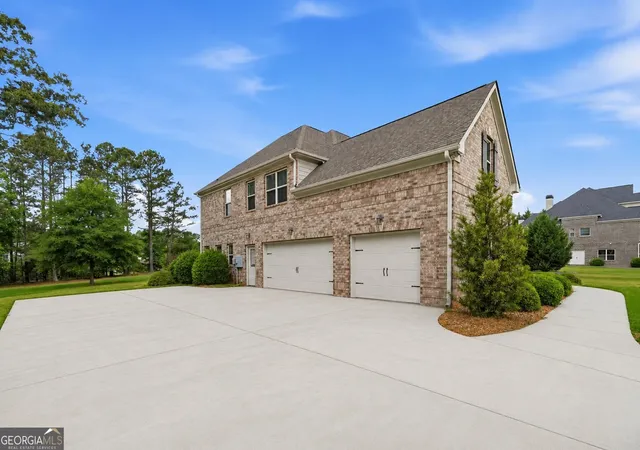 Photo 2 of Single family home for sale at 1542 Lenten Way, Statham, GA 30666 | MLS# 10771293 | Listing updated on 2026-08-27