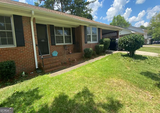 Photo 2 of Single family home for sale at 1473 Wesley Dr, Griffin, GA 30224 | MLS# 10813966 | Listing updated on 2026-08-25