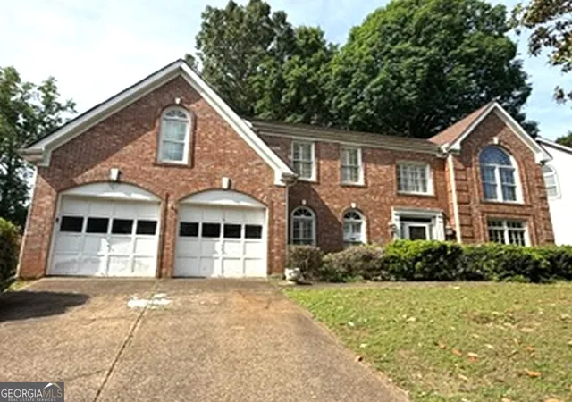 Homes for sale in Alpharetta, GA | 11640 Windbrooke Wy, Alpharetta, GA 30005 | MLS# 10763327
