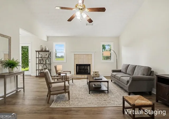 Photo 1 of Single family home for sale at 917 Justin Dr, Winder, GA 30680 | MLS# 10828994 | Listing updated on 2026-10-23