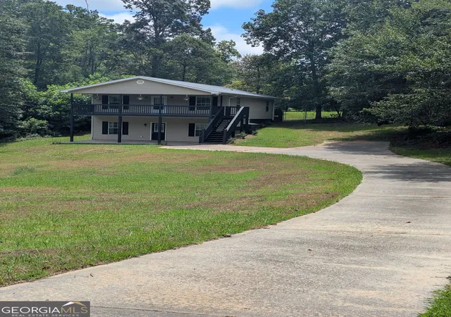 2nd image of 58 E Pinewood Dr, Dahlonega, GA 30533 | MLS# 10822943
