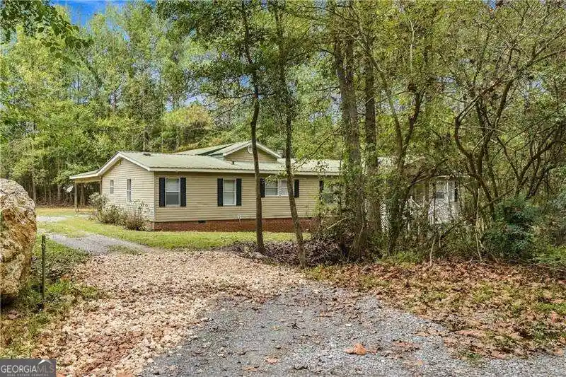 Photo 1 of Single family home for sale at 355 Isbell Rd Se, Silver Creek, GA 30173 | MLS# 10873921 | Listing updated on 2026-10-30