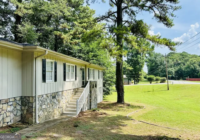 2nd image of 177 Old Rosser Rd, Lilburn, GA 30047 | MLS# 10799177