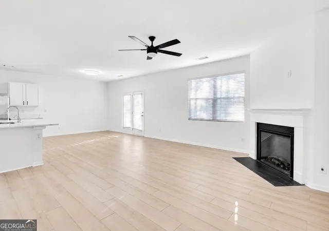 5th image of 418 Lake Ridge Ln, Fairburn, GA 30213 | MLS# 10820788
