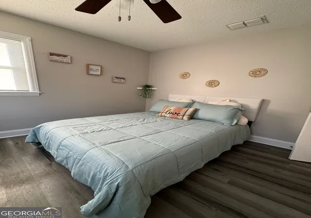 Homes for sale in Hinesville, GA | 504 Stewart Dr, Hinesville, GA 31313 | MLS# 10686360