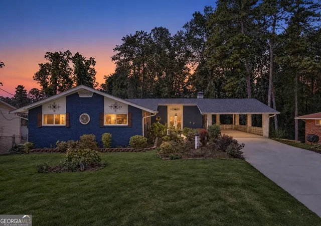 Photo 1 of Single family home for sale at 3515 Parkview Dr, College Park, GA 30337 | MLS# 10869379 | Listing updated on 2026-10-26