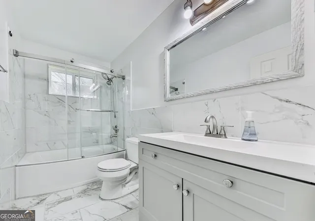 Photo 3 of Condo for sale at 6700 Roswell Rd #24E, Sandy Springs, GA 30328 | MLS# 10774771 | Listing updated on 2026-08-15