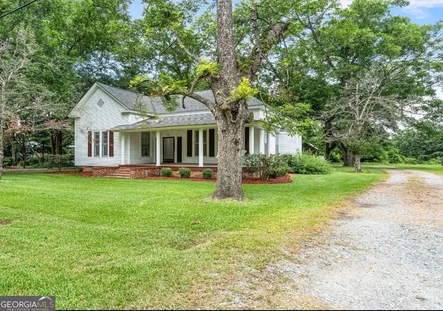 Photo 2 of Single family home for sale at 106 Howard St, Byron, GA 31008 | MLS# 10809921 | Listing updated on 2026-09-12