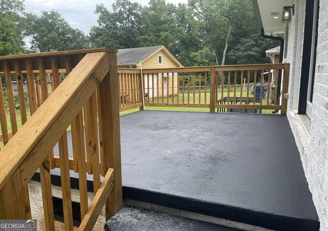 Photo 3 of Sale Pending at 500 Hutchens Rd Se, Atlanta, GA 30354 | MLS# 10825034 | Listing updated on 2026-10-08
