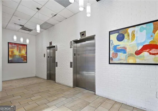 3rd image of 265 18Th St Nw, Atlanta, GA 30363