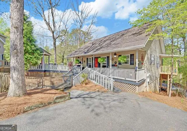 Photo 2 of Single family home for sale at 95 Windjammer Dr, Hiawassee, GA 30546 | MLS# 10735655 | Listing updated on 2026-08-06