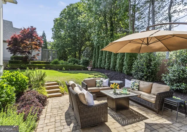 Photo 3 of Mansion for sale at 4514 Mystique Wy, Roswell, GA 30075 | MLS# 10832246 | Listing updated on 2026-09-14