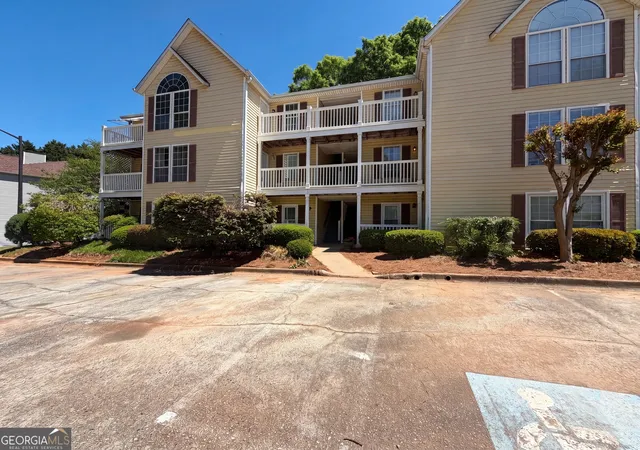 2nd image of 573 Cobblestone Trl, Avondale Estates, GA 30002 | MLS# 10739197
