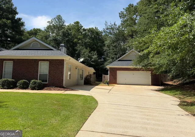 3rd image of 1105 River Green Ct, Mcdonough, GA 30252 | MLS# 10814013