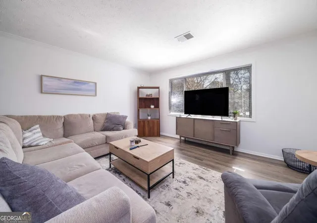 Condominium at 115 Biscayne Dr Nw #E4, Atlanta, GA 30309 | MLS# 10404832 | | Sold on 2025-01-13