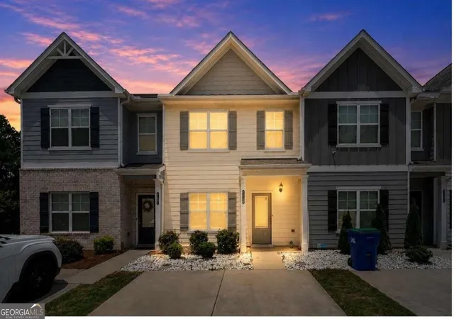 Photo 2 of Townhouse for sale at 4349 Mallory Ct, Union City, GA 30291 | MLS# 10803450 | Listing updated on 2026-07-24