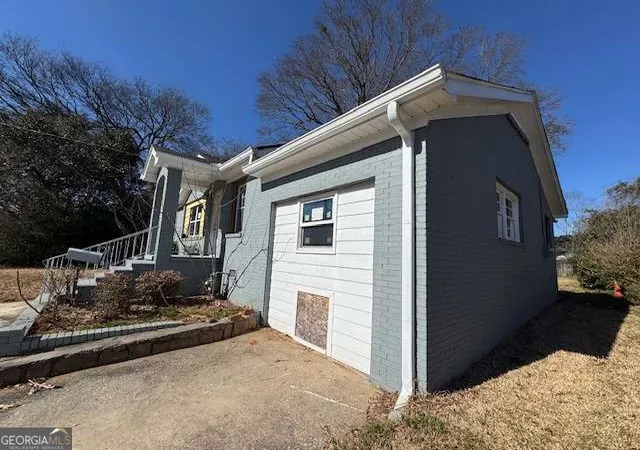 Photo 2 of Single family home for sale at 441 Lynnhaven Dr Sw, Atlanta, GA 30310 | MLS# 10691418 | Listing updated on 2026-09-11