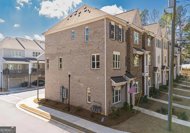 Photo 2 of Townhouse for sale at 1972 Deco Dr, Kennesaw, GA 30144 | MLS# 10772527 | Listing updated on 2026-10-17
