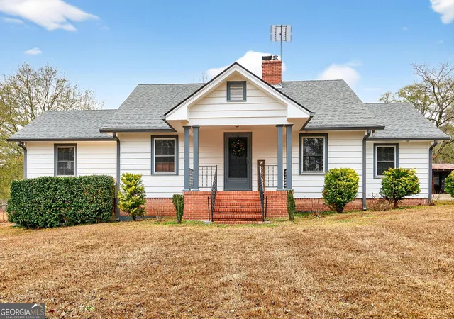 Photo 1 of Sale Pending at 1070 Birdie Rd, Griffin, GA 30223 | MLS# 10656348 | Listing updated on 2026-01-19