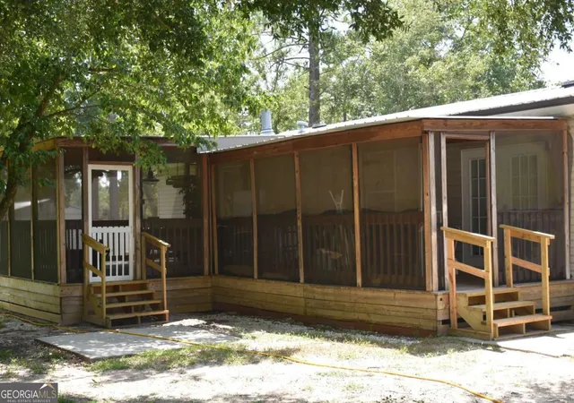 3rd image of 1438 Fannie Head Rd, Jesup, GA 31545 | MLS# 10828388